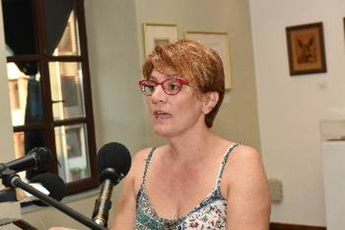Η Θ. Καπέτη, μέλος της ΚΕ και Γραμματέας της ΚΟ Κ. Μακεδονίας του ΚΚΕ, έκανε την κεντρική ομιλία στην εκδήλωση