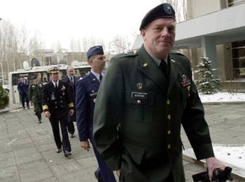 Αμερικανοί στρατιωτικοί καταφτάνουν στην Αγκυρα για διαπραγματεύσεις