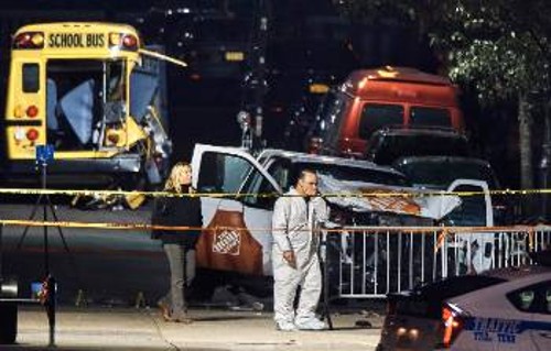 Λίγο μετά την επίθεση με το φορτηγάκι στη Νέα Υόρκη