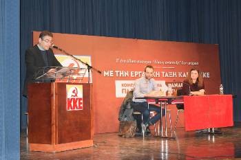 Ο Γ. Πρωτούλης στο βήμα της εκδήλωσης