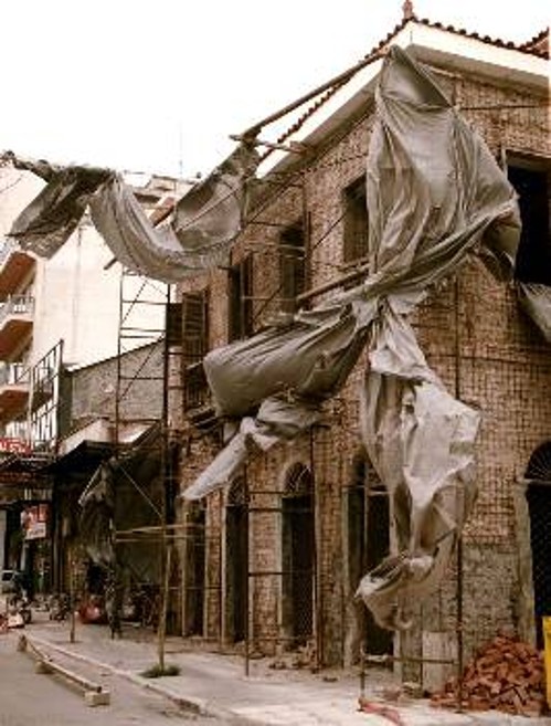 Το Μάρτη του 2003 η πόλη βρέθηκε στο έλεος του καιρού