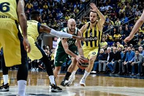 Στα άκρα έφτασε φέτος η κόντρα ΠΑΟ - Ευρωλίγκας, με τον πρώτο να απειλεί με αποχώρηση