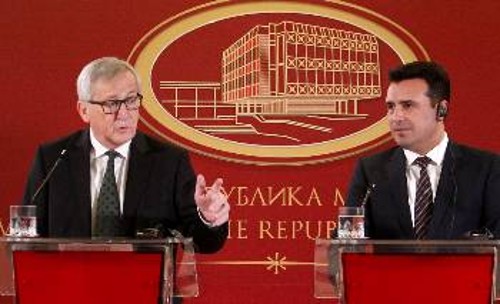 Από την κοινή συνέντευξη Τύπου Γιούνκερ - Ζάεφ
