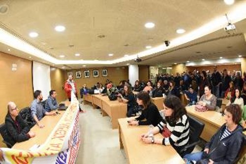...και προαναγγελία νέων κινητοποιήσεων μέσα από τα γραφεία των ξενοδόχων