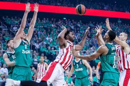 Η τρίτη νίκη της Ζαλγκίρις χτες έβαλε τέλος στα όνειρα του Ολυμπιακού για πρόκριση στο Φάιναλ 4 της Euroleague