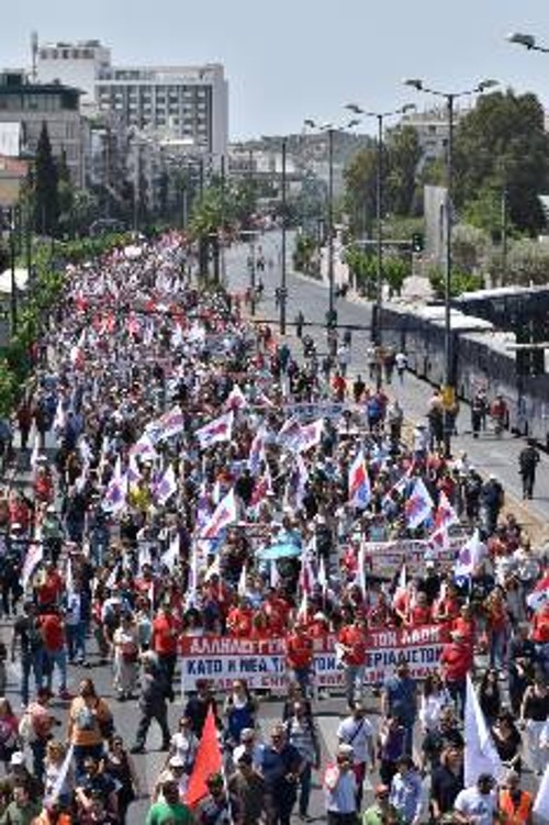 ΑΜΕΡΙΚΑΝΙΚΗ ΠΡΕΣΒΕΙΑ