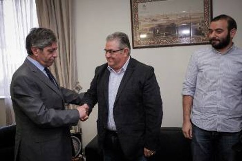 Από τη συνάντηση του Δ. Κουτσούμπα και του Ν. Αμπατιέλου με τον Παλαιστίνιο πρέσβη