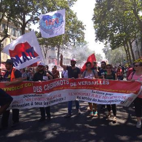 Από τη συμμετοχή της αντιπροσωπείας του ΠΑΜΕ στην απεργιακή συγκέντρωση στο Παρίσι