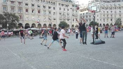 Στη Θεσσαλονίκη