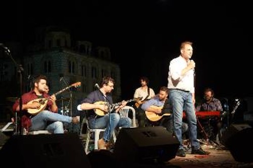 Ο Γεράσιμος Ανδρεάτος στη σκηνή