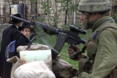 Υπό τις κάννες των όπλων: Η κυβέρνηση «Λικούντ» χτίζει μια σιδερόφραχτη «ασφάλεια» όσο η παλαιστινιακή ηγεσία αναζητεί τρόπους άρσης του αδιεξόδου