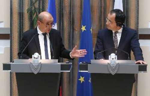 Από τη συνάντηση των ΥΠΕΞ Γαλλίας (αριστερά) και Κύπρου, στη Λευκωσία