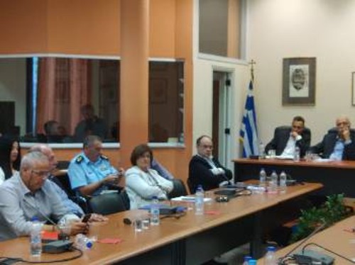 Από την παρουσία της αντιπροσωπείας του ΚΚΕ στο Δημοτικό Συμβούλιο της Χίου
