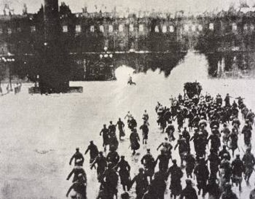 Έφοδος στα χειμερινά ανάκτορα. 8 Νοέμβρη 1917