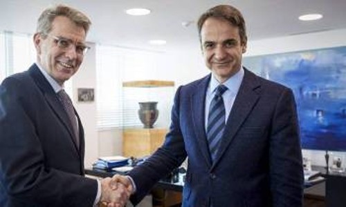 «Εχω απόλυτη εμπιστοσύνη στη θετική πορεία της σχέσης ΗΠΑ - Ελλάδας και δεν έχω καμία αμφιβολία ότι αυτό θα συνεχιστεί και θα επιταχυνθεί σε περίπτωση που ο ελληνικός λαός επιλέξει τον κ. Μητσοτάκη ως τον επόμενο πρωθυπουργό», λέει ο Πάιατ