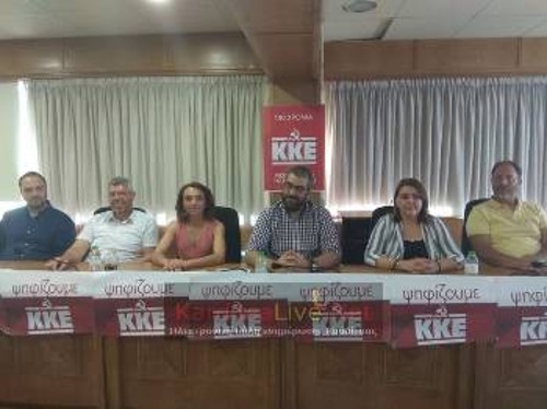 Από την παρουσίαση των υποψηφίων στην Καρδίτσα...