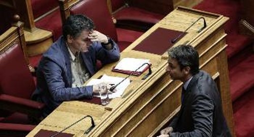 Η «αλλαγή βάρδιας» στη διακυβέρνηση δεν απασχολεί την ΕΕ και τον ΣΕΒ, που στέλνουν μήνυμα επιτάχυνσης της αντιλαϊκής πολιτικής από τις 8 Ιούλη
