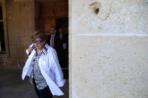 Η απεσταλμένη του γγ του ΟΗΕ συνεχίζει τις επαφές στην Κύπρο