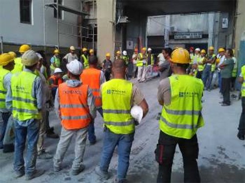 Από τη συνέλευση στο εργοτάξιο της πρώην «Παπαστράτος» στον Πειραιά