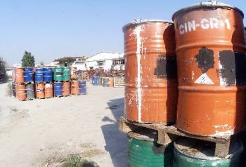 Το θέμα της μεταφοράς τοξικών και χημικών από το εργοστάσιο «ΔΙΑΝΑ» (φωτό), έφερε στη Βουλή με Ερώτησή του το ΚΚΕ