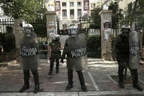 Από την απαράδεκτη κατάσταση με την ένταση της καταστολής επί δύο συνεχόμενες μέρες στην ΑΣΟΕΕ