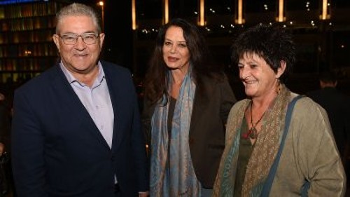 Με τις Φ. Βελεσιώτου και Λ. Καφαντάρη