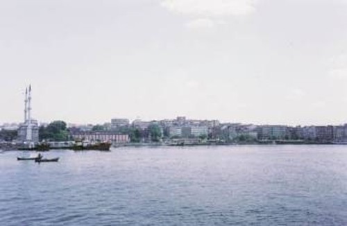 Αποψη της Κωνσταντινούπολης από τα στενά του Βοσπόρου