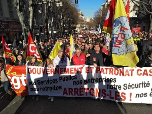 Από τη μεγάλη διαδήλωση στη Μασσαλία