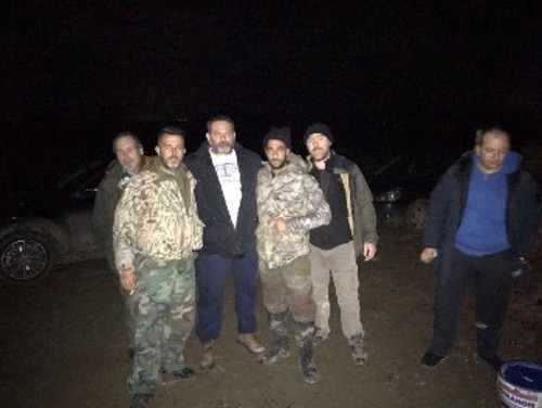Ευκαιρία να βγουν από τις τρύπες τους δίνει στα διάφορα φασιστοειδή η πολιτική του εγκλωβισμού