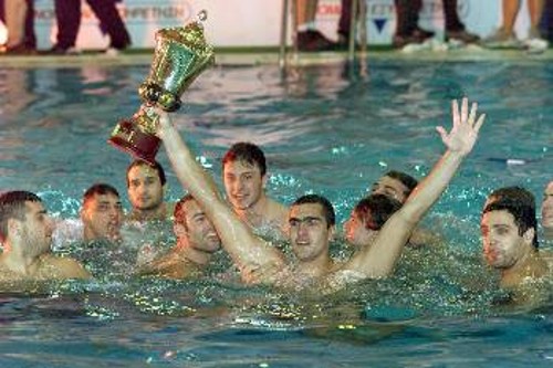 Για μια χρονιά ακόμα ο Ολυμπιακός επιβεβαίωσε την κυριαρχία του στο χώρο του πόλο