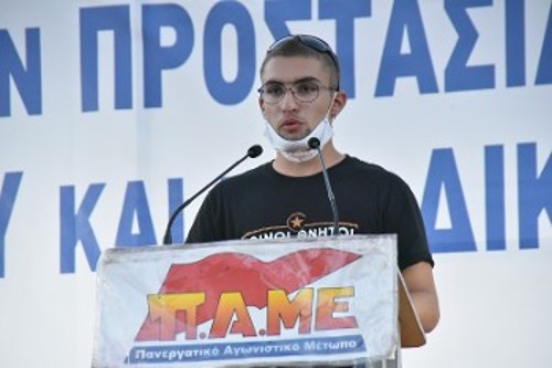 Ο Χαρίτος Γκιλάκης