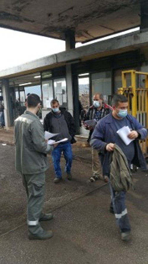 Από την εξόρμηση στο εργοστάσιο της Λάρυμνας με την Ερώτηση που κατέθεσε το ΚΚΕ στη Βουλή