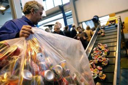 Η ανακύκλωση στη χώρα βρίσκεται ακόμη πολύ πίσω από τις ανάγκες που υπάρχουν για μείωση του όγκου των απορριμμάτων