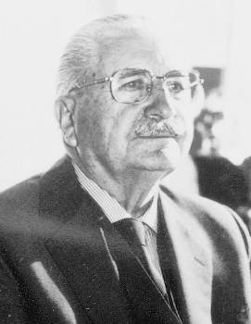 Στέλιος Καραχάλιος