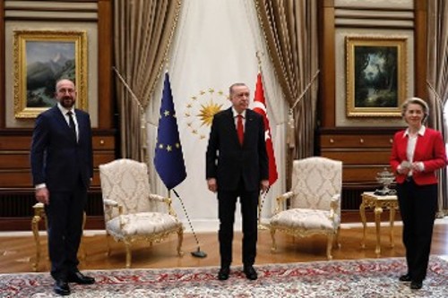 Από την επίσκεψη Ντερ Λάιεν - Μισέλ στην Τουρκία