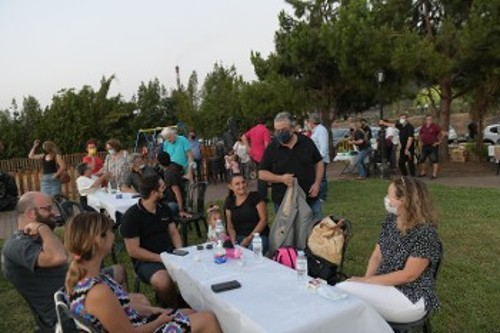 Ο Δ. Κουτσούμπας στον χώρο της συναυλίας