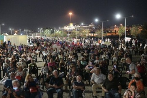 Από την μεγάλη συγκέντρωση στα Λιπάσματα