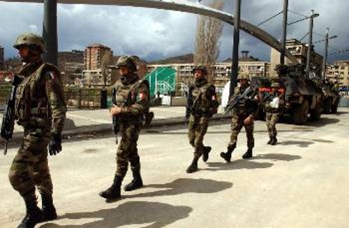 Γάλλοι ΝΑΤΟικοί στο Κοσσυφοπέδιο