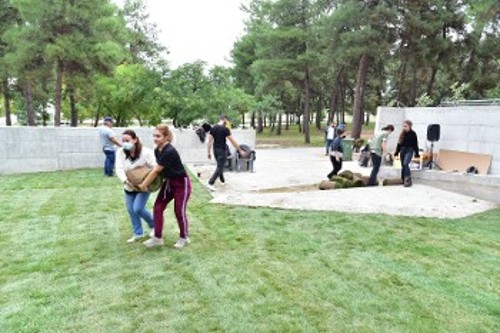 Από τις εργασίες διαμόρφωσης του Μνημείου