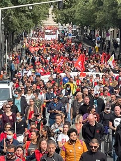Από τη διαδήλωση στη Μασσαλία