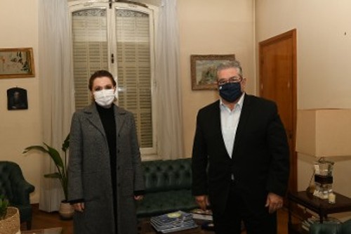 Με την Ελληνίδα πρέσβειρα, Αγλαΐα Μπαλτά