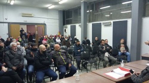 Από τη χτεσινή μαζική συνέλευση του Σωματείου