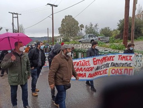 Αγωνιστική «υποδοχή» στον Υπουργό Αγρ.Ανάπτυξης στη Σκάλα Λακωνίας