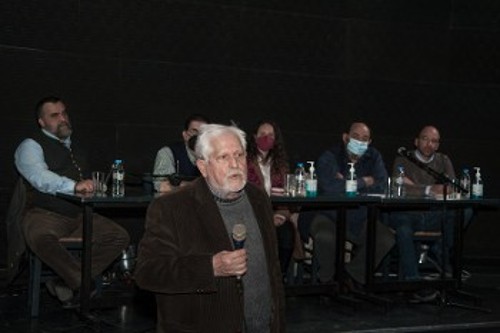 Ο Λευτέρης Χαρωνίτης μιλά για το βιβλίο του