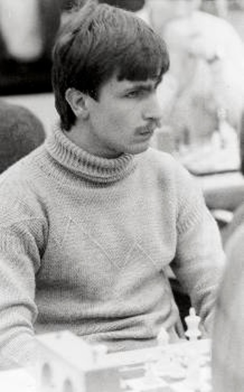 Βασίλι Ιβαντσούκ. Μαθητής της περίφημης Σοβιετικής Σκακιστικής Σχολής, διεκδικητής του παγκόσμιου τίτλου και σημερινός πρωταθλητής Ευρώπης