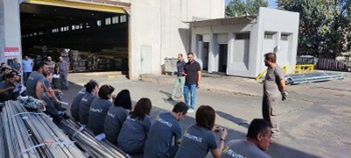 Σε εργοστάσιο μετάλλου