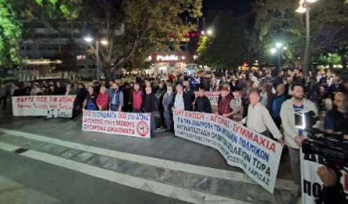 Από τη χθεσινή συγκέντρωση στη Λάρισα
