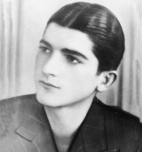 Μπάμπης Παντελιάδης