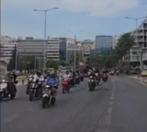 Μοτοπορεία στον Πειραιά