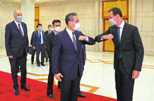 Από τη συνάντηση του Κινέζου ΥΠΕΞ με τον Σύρο Πρόεδρο, Μπασάρ Ασαντ...